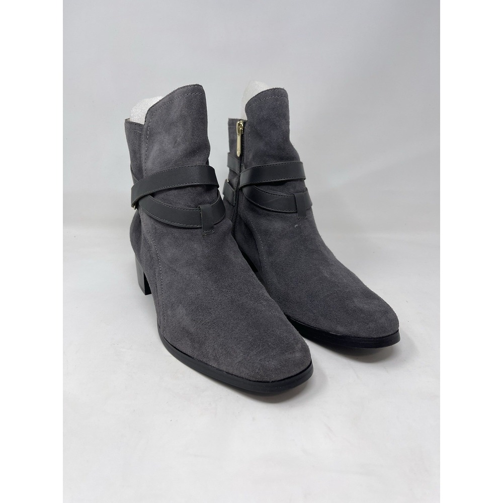 C. Wonder Size 8 Taylor Grey‎ Suede Ankle Boots Square Toe Block Heel Womens